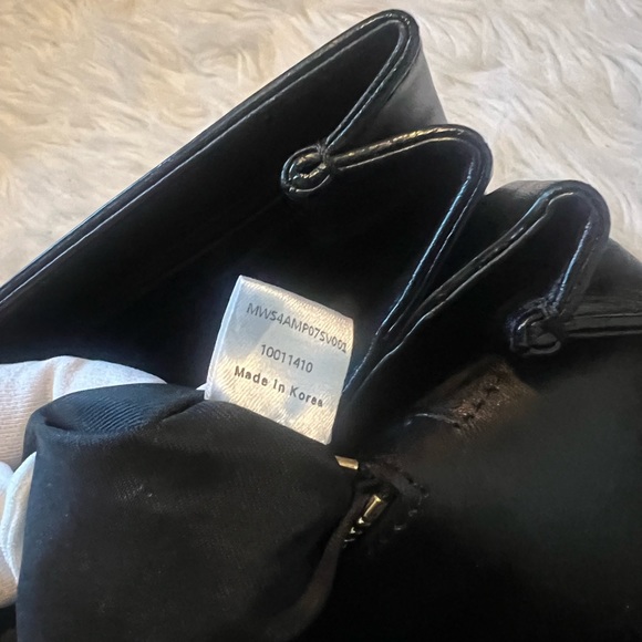 EUC MCM SNAKE SKIN SHOULDER BAG - Picture 15 of 16